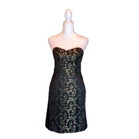 LOFT Dresses & Skirts - ANNE TAYLOR LOFT PETITES Black & Gold
Print Strapless Cocktail Dress Size 0P